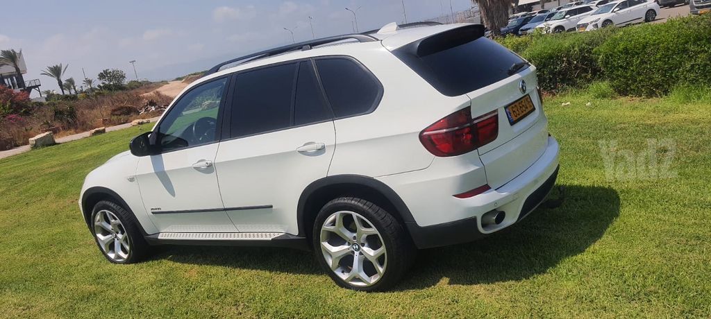 ב מ וו X5