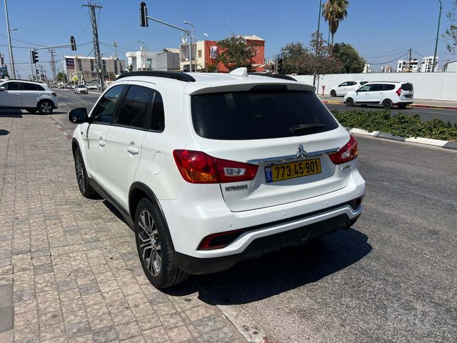 מיצובישי ASX