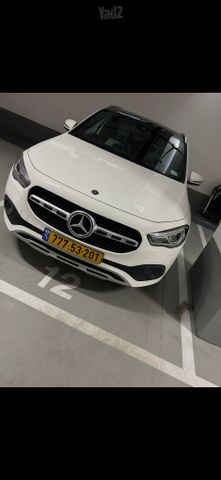 מרצדס-בנץ GLA