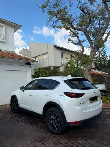מודעת רכב מאזדה CX-5