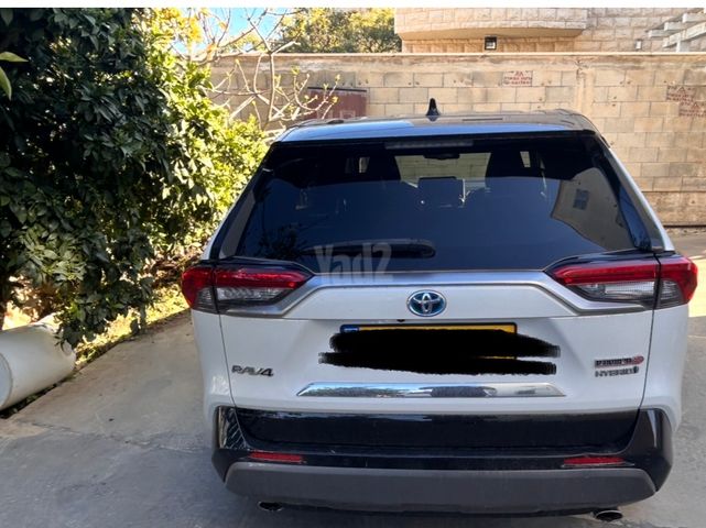 טויוטה RAV4