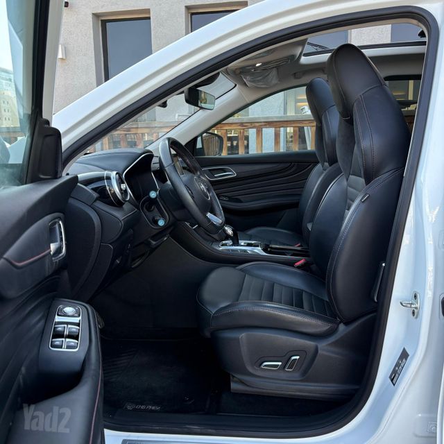 אם ג'י EHS PHEV