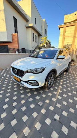 אם ג'י EHS PHEV