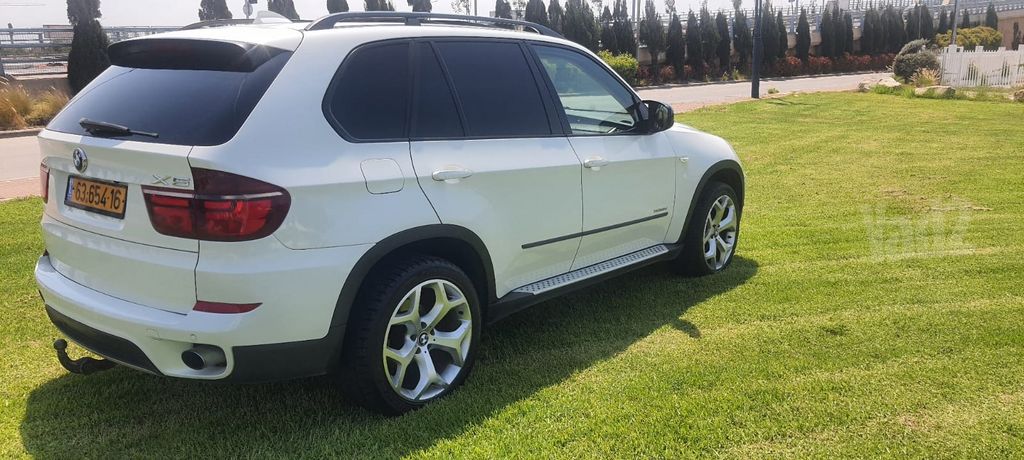 ב מ וו X5