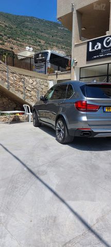 ב מ וו X5