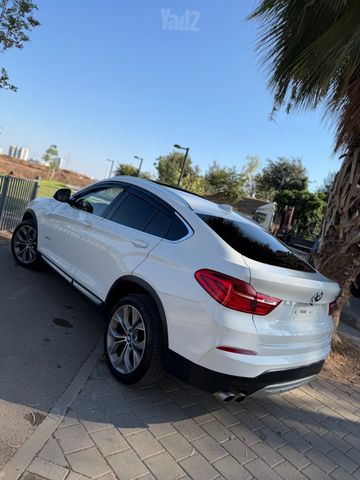 ב מ וו X4