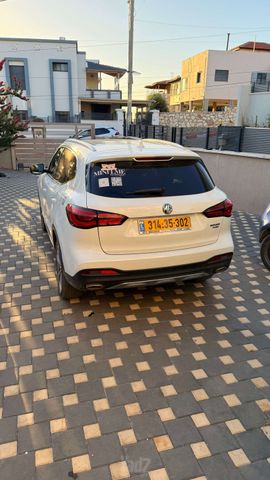 אם ג'י EHS PHEV