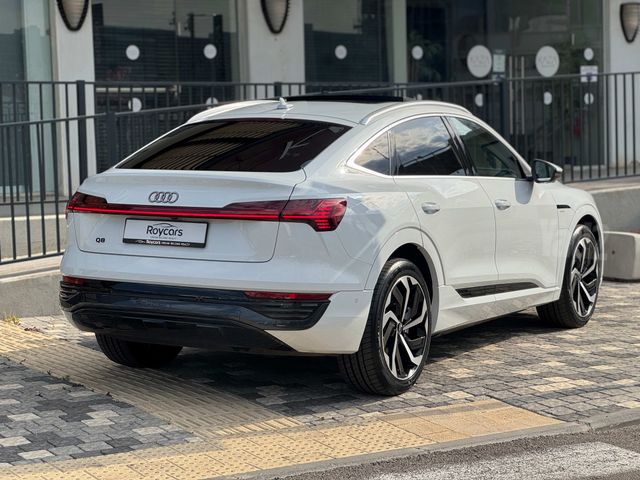 אאודי Q8 e-tron