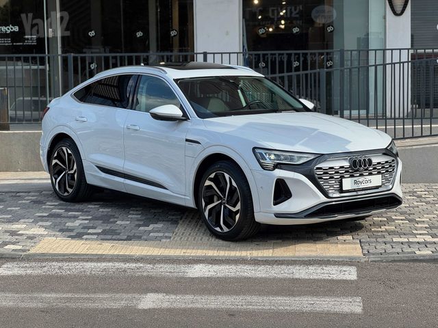 אאודי Q8 e-tron