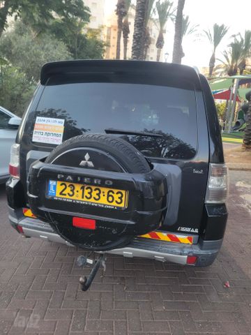 מיצובישי פג'רו