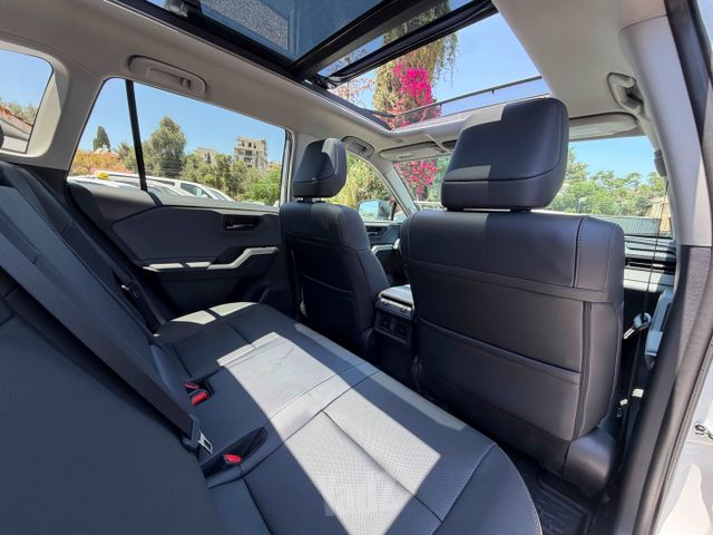 טויוטה RAV4