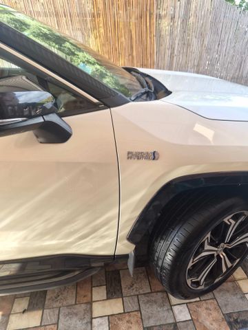 טויוטה RAV4