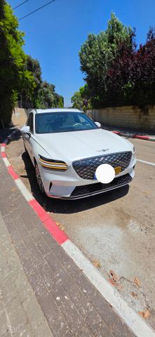 ג'נסיס GV70