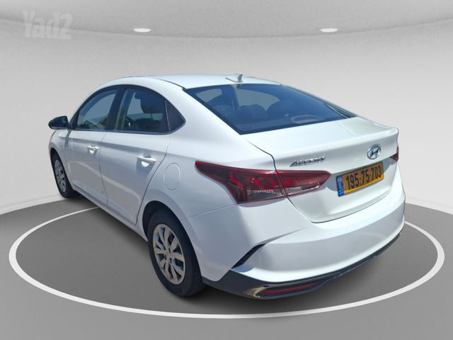 יונדאי אקסנט i25