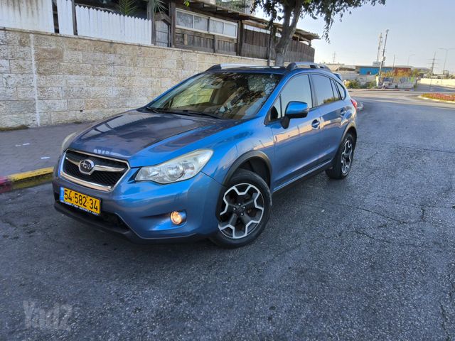 מודעת רכב סובארו XV
