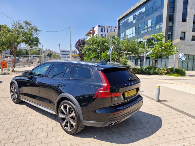 וולוו V60