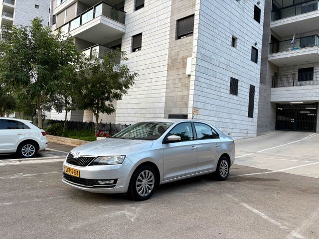 מודעת רכב סקודה ראפיד