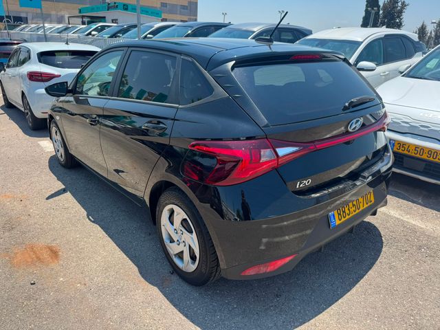 יונדאי i20