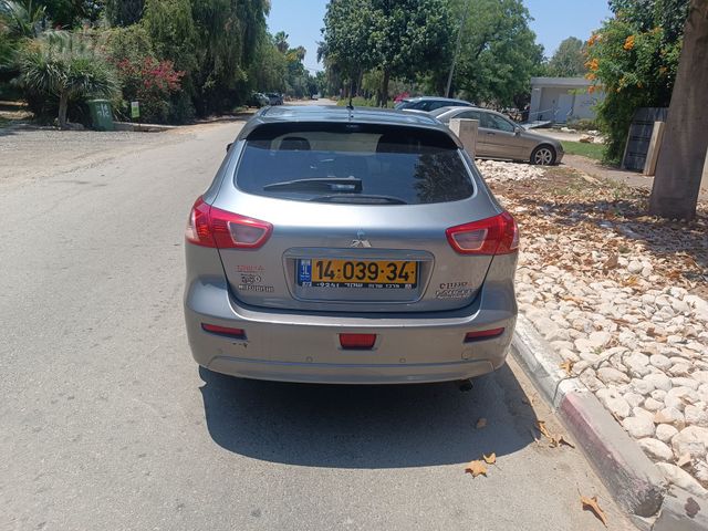 מיצובישי לנסר