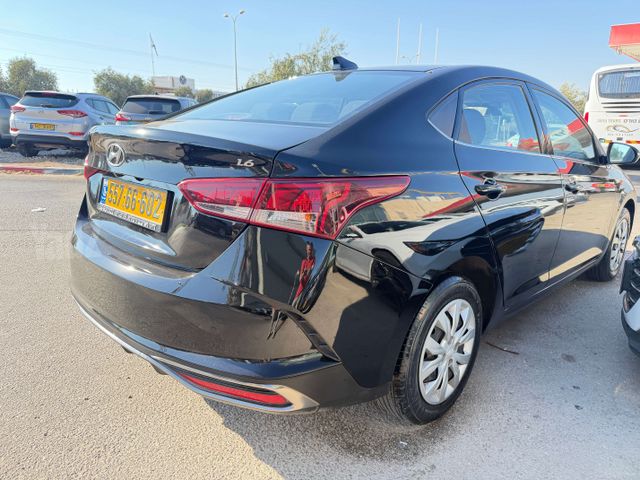 יונדאי אקסנט i25