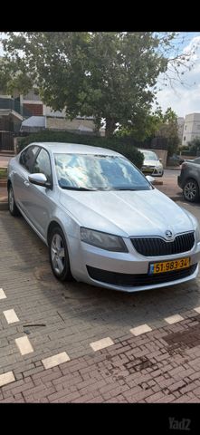 סקודה אוקטביה