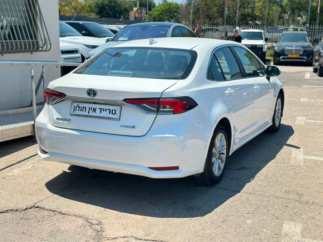 טויוטה קורולה