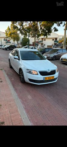 סקודה אוקטביה 