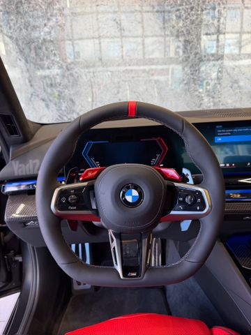 ב מ וו M5