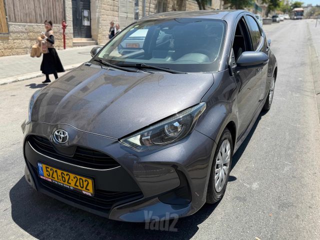 מודעת רכב טויוטה יאריס