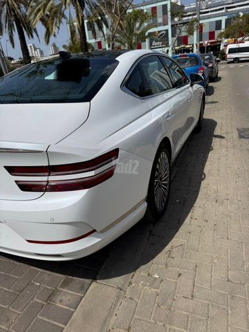 ג'נסיס G80