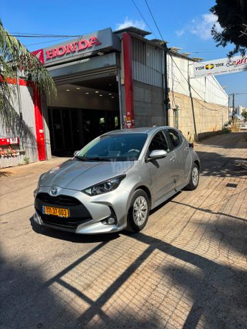 מודעת רכב טויוטה יאריס