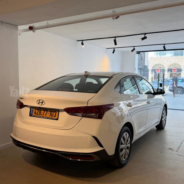 יונדאי אקסנט i25