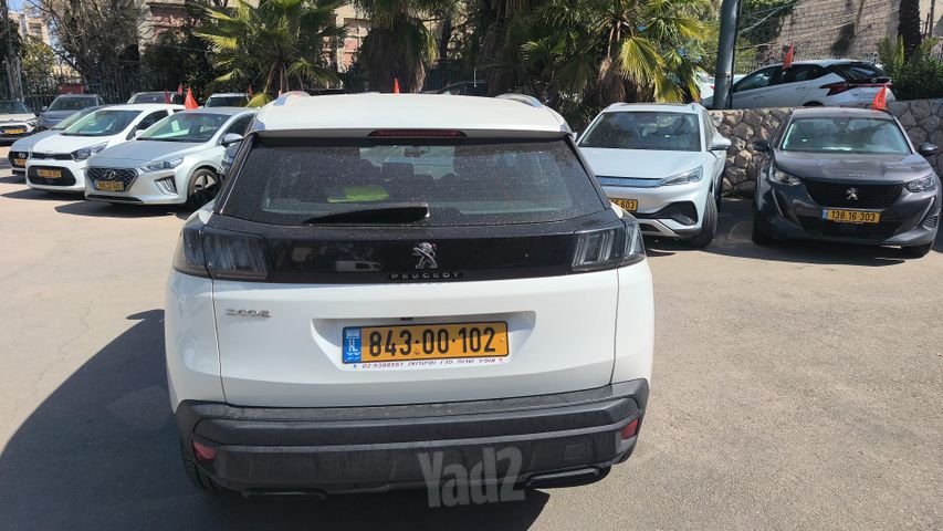 פיג'ו 3008