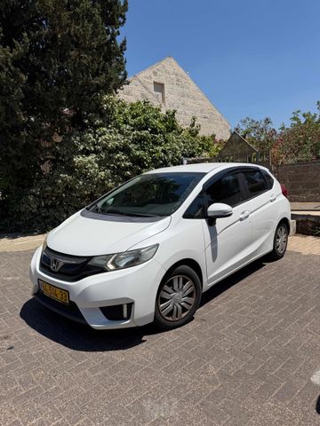 מודעת רכב הונדה ג'אז
