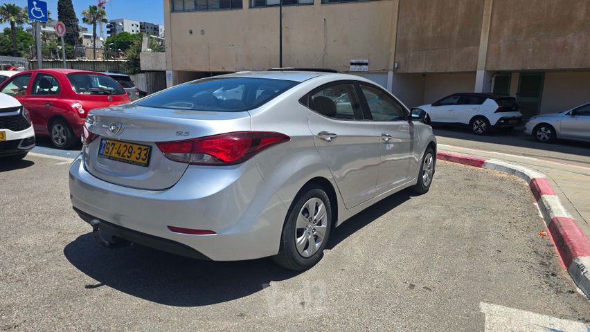 יונדאי I35