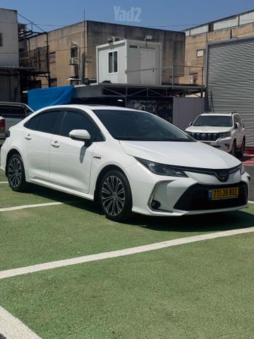 טויוטה קורולה