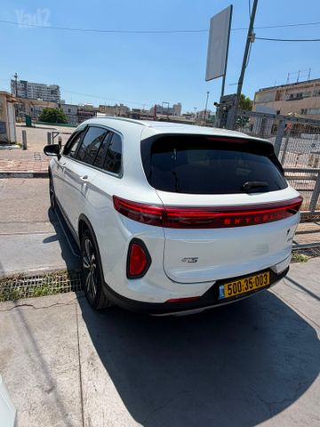 סקייוול ET5