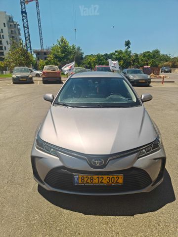 טויוטה קורולה