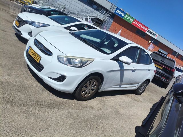 יונדאי אקסנט i25