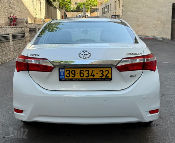 טויוטה קורולה