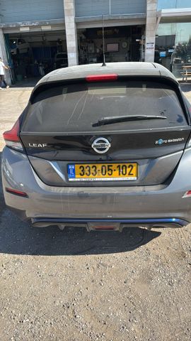 ניסאן ליף