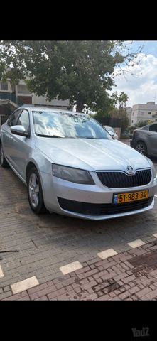 סקודה אוקטביה