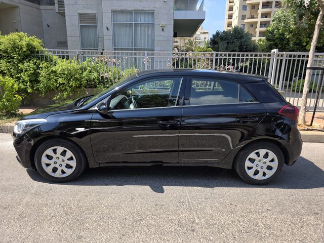 יונדאי i20