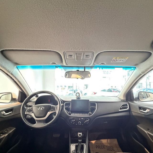 יונדאי אקסנט i25