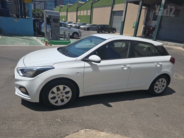 יונדאי i20