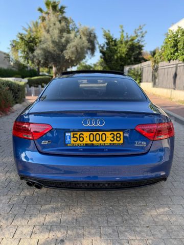 אאודי A5