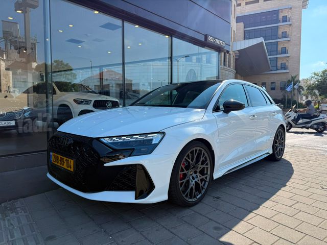 מודעת רכב אאודי RS 3