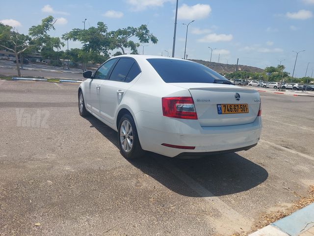 סקודה אוקטביה