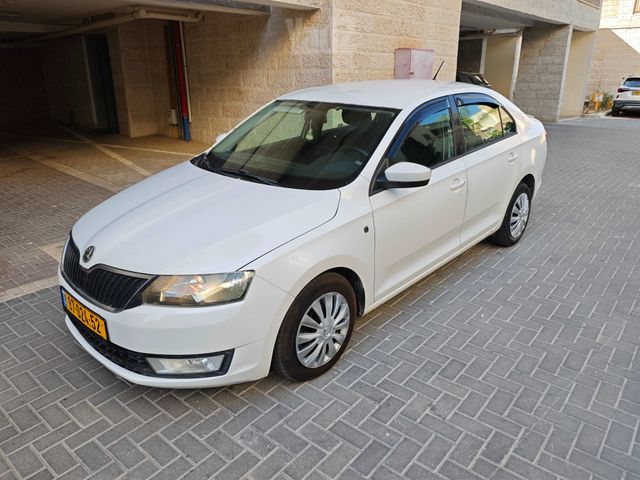 מודעת רכב סקודה ראפיד