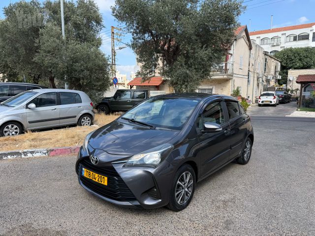 מודעת רכב טויוטה יאריס